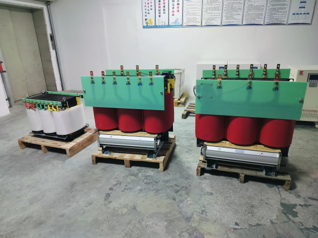 殷都KS11-1000KVA矿用变压器